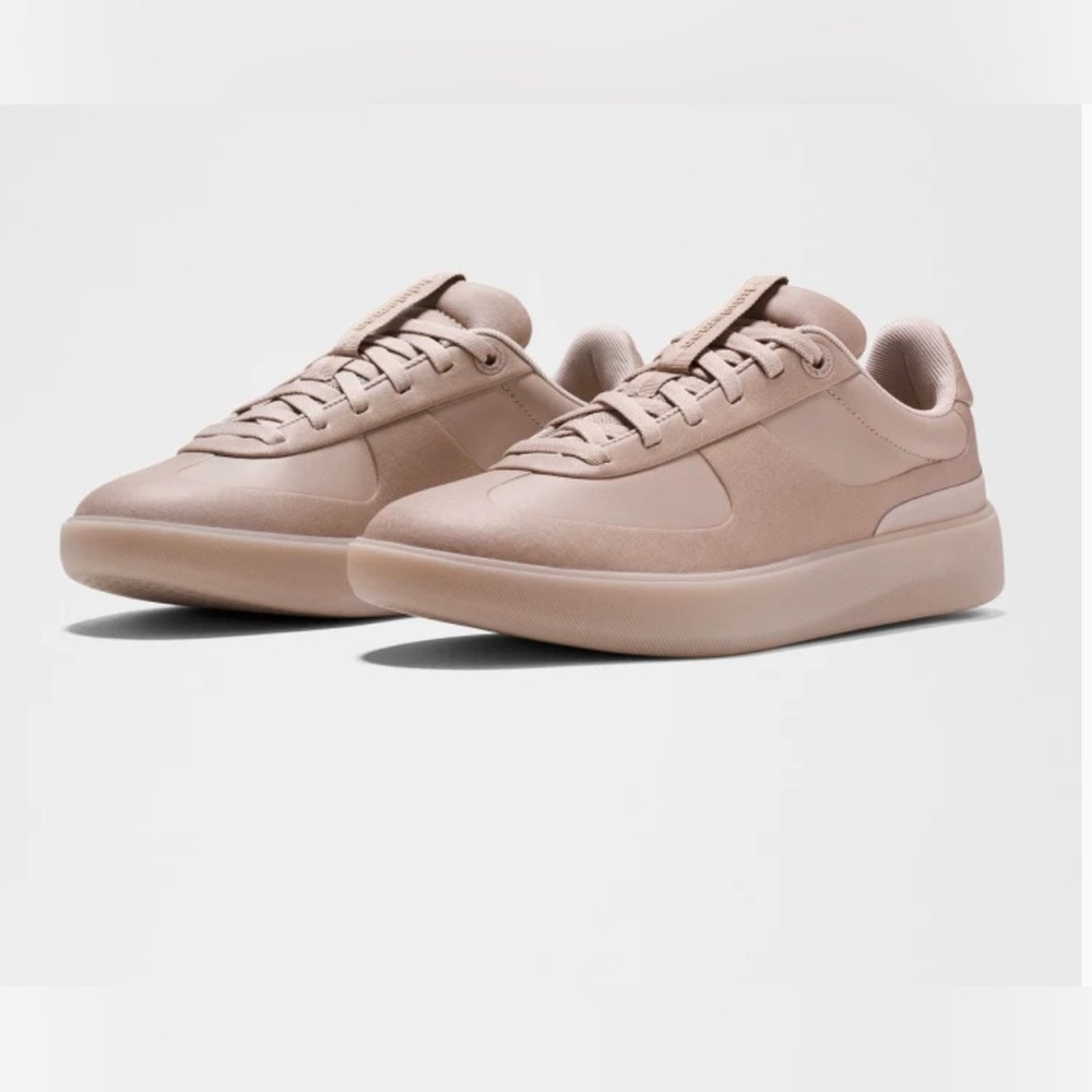 Lululemon Women's Cityverse Sneaker, mushroom, 10.5